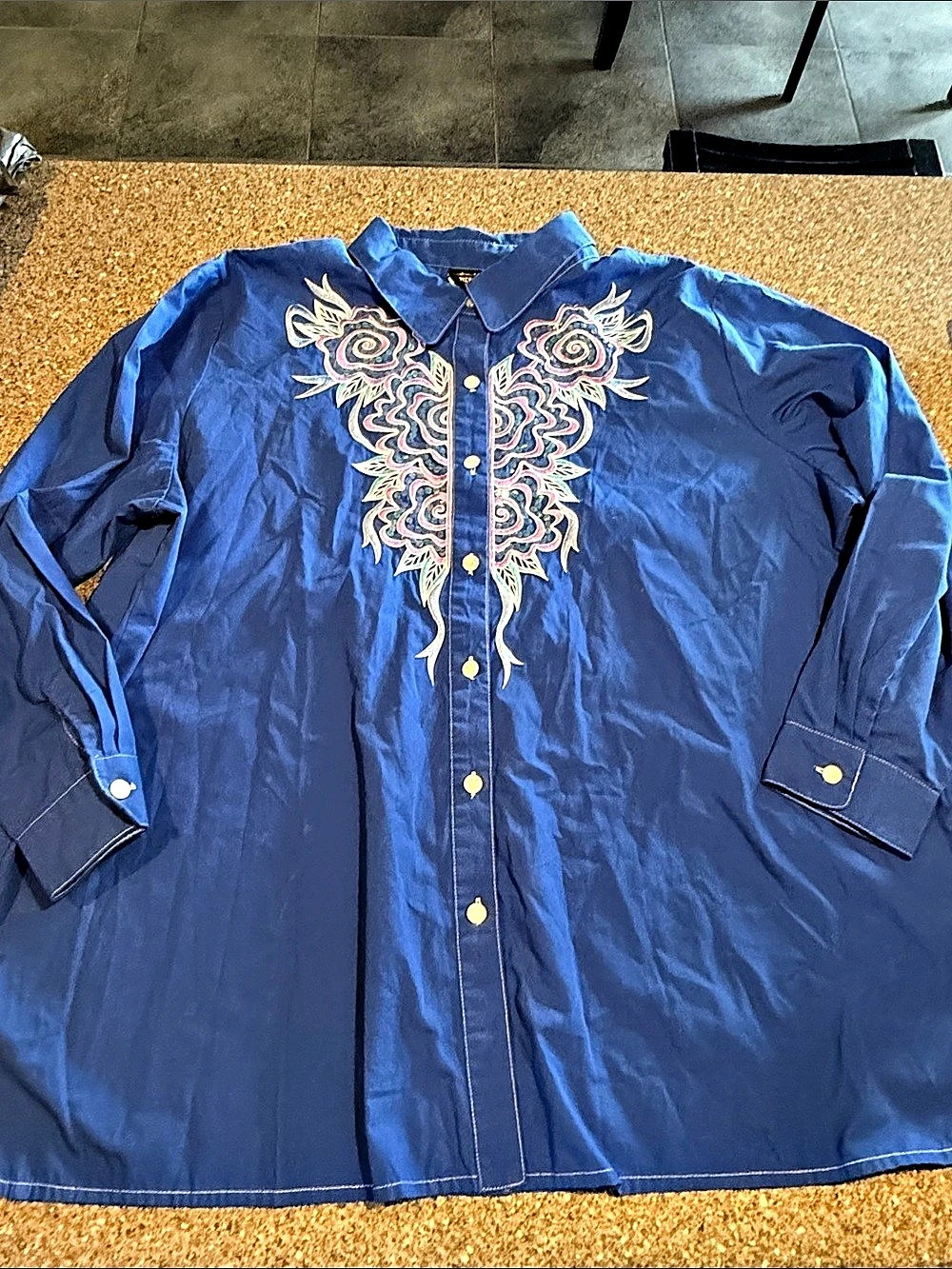Bob Mackie Wearable Art Vintage embroidered Floral Button Down